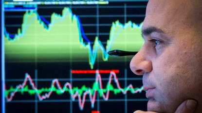 Bộ Tài chính: Trước mắt không áp dụng nâng lô giao dịch chứng khoán lên 1.000