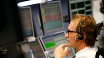 HNX sắp tiếp nhận 65 triệu cp từ sàn HOSE chuyển sang